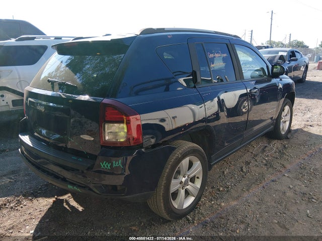 45581422 :رقم المزاد ، 1C4NJDEB2FD303139 vin ، 2015 Jeep Compass Latitude مزاد بيع