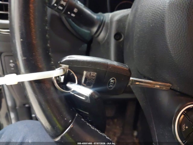 45581468 :رقم المزاد ، KNDJX3A53G7294832 vin ، 2016 Kia Soul ! مزاد بيع