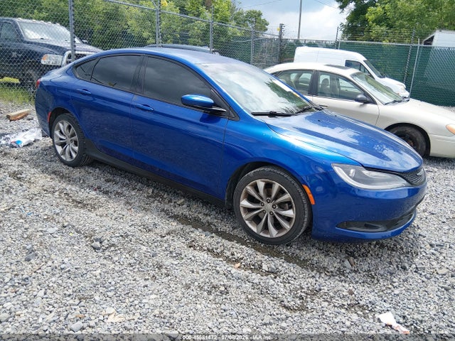45581472 :رقم المزاد ، 1C3CCCBB2FN758359 vin ، 2015 Chrysler 200 S مزاد بيع