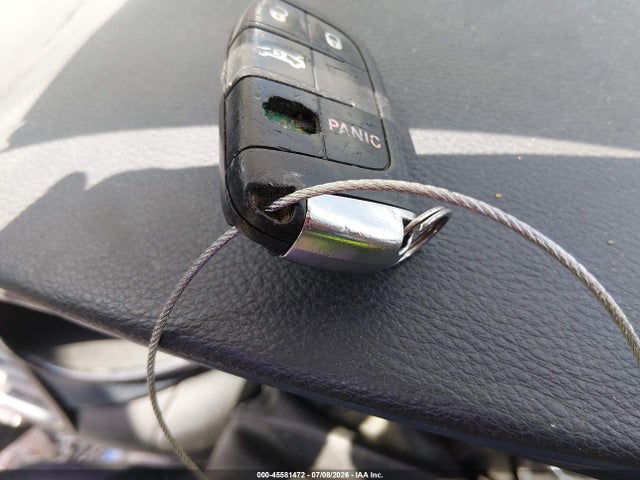 45581472 :رقم المزاد ، 1C3CCCBB2FN758359 vin ، 2015 Chrysler 200 S مزاد بيع