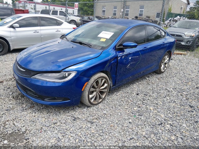 45581472 :رقم المزاد ، 1C3CCCBB2FN758359 vin ، 2015 Chrysler 200 S مزاد بيع