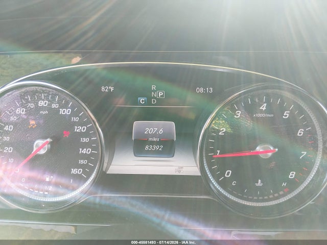 45581493 :رقم المزاد ، WDDZF4KB8JA384252 vin ، 2018 Mercedes-benz E 300 4matic مزاد بيع