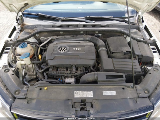 2016 Volkswagen Jetta 1.8t Sel მანქანა იყიდება აუქციონზე, vin: 3VWL07AJ4GM327132, აუქციონის ნომერი: 45581525