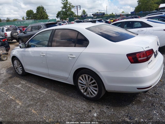 2016 Volkswagen Jetta 1.8t Sel მანქანა იყიდება აუქციონზე, vin: 3VWL07AJ4GM327132, აუქციონის ნომერი: 45581525