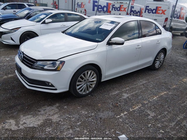 2016 Volkswagen Jetta 1.8t Sel მანქანა იყიდება აუქციონზე, vin: 3VWL07AJ4GM327132, აუქციონის ნომერი: 45581525