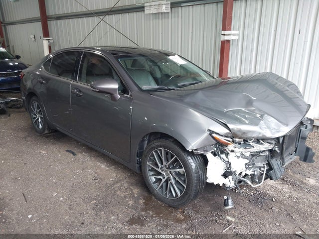 2016 Lexus Es 350 მანქანა იყიდება აუქციონზე, vin: 58ABK1GG2GU030877, აუქციონის ნომერი: 45581528