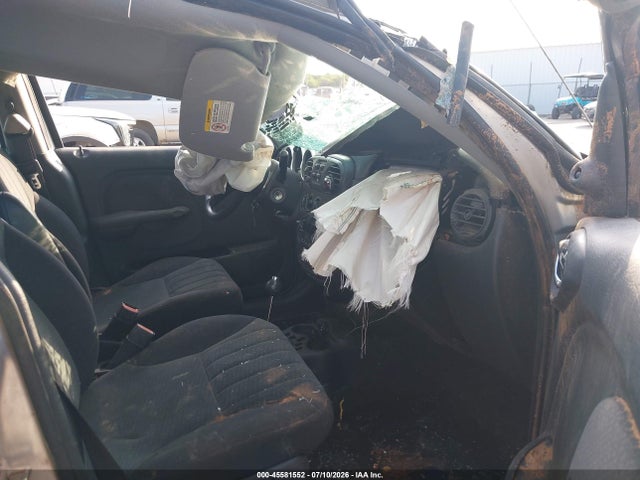 45581552 :رقم المزاد ، 3C4FY48BX5T609428 vin ، 2005 Chrysler Pt Cruiser مزاد بيع