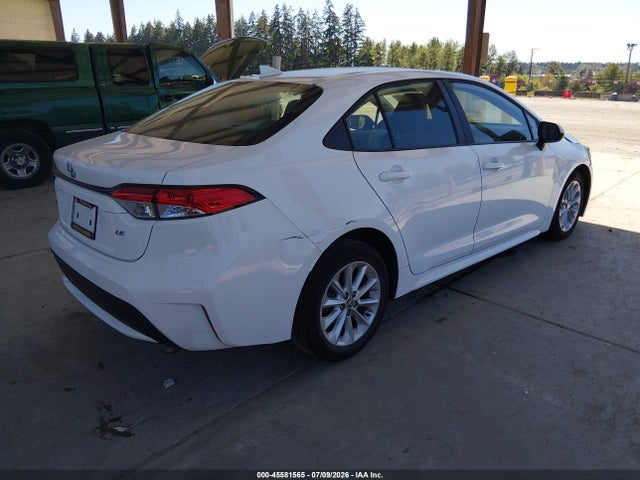 5YFHPRAE3LP008004 Toyota COROLLA LE