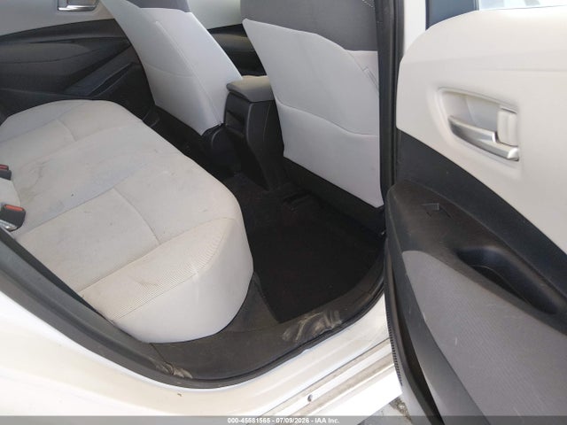 5YFHPRAE3LP008004 Toyota COROLLA LE