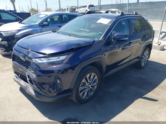 Toyota Rav4 Xle Premium 2023 2T3C1RFV6PW273595 Image 2