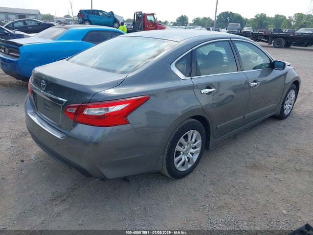 Продаж на аукціоні авто 2017 Nissan Altima 2.5 S, vin: 1N4AL3AP0HC135195, номер лоту: 45581591