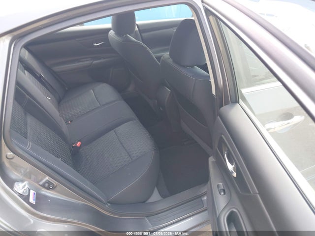 Продаж на аукціоні авто 2017 Nissan Altima 2.5 S, vin: 1N4AL3AP0HC135195, номер лоту: 45581591