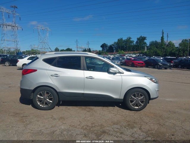 45581604 :رقم المزاد ، KM8JUCAGXFU979254 vin ، 2015 Hyundai Tucson Se مزاد بيع