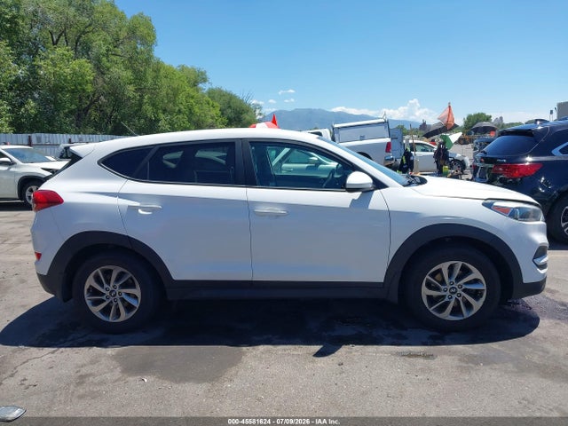 Hyundai TUCSON SE 2018 KM8J2CA46JU701164 Image 13