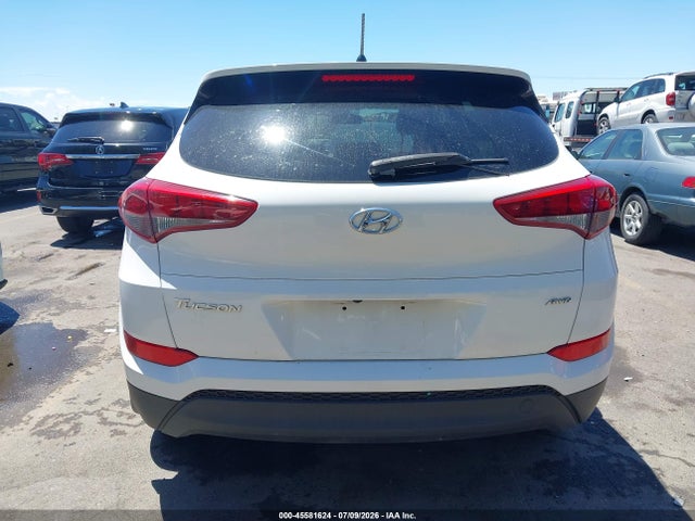Hyundai TUCSON SE 2018 KM8J2CA46JU701164 Image 16
