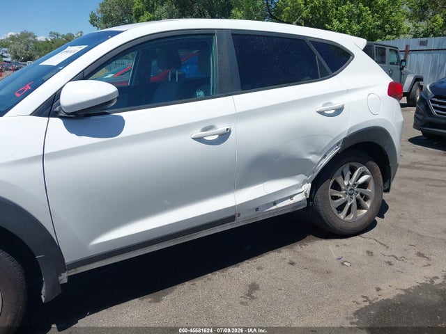 Hyundai TUCSON SE 2018 KM8J2CA46JU701164 Image 17