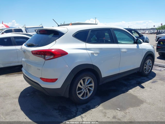 Hyundai TUCSON SE 2018 KM8J2CA46JU701164 Image 4