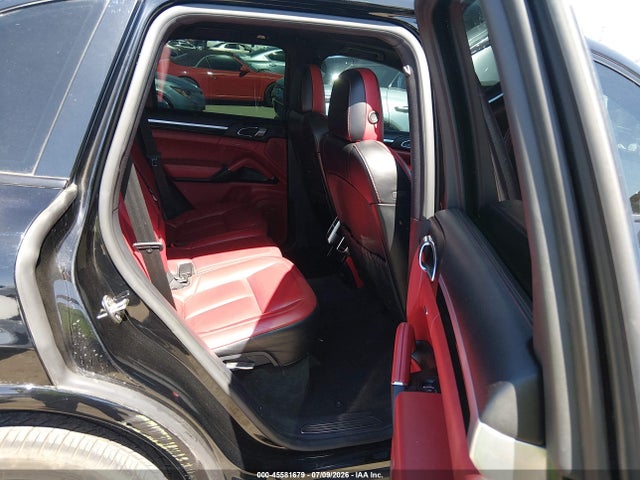 WP1AA2A2XJKA07748 Porsche Cayenne Platinum Edition