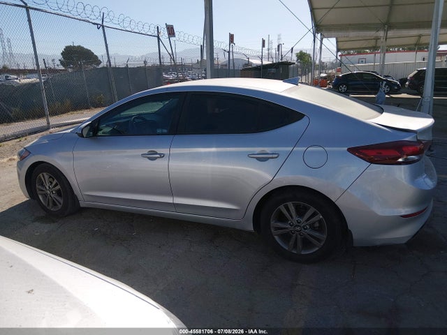 5NPD84LF7JH366964 Hyundai ELANTRA SEL