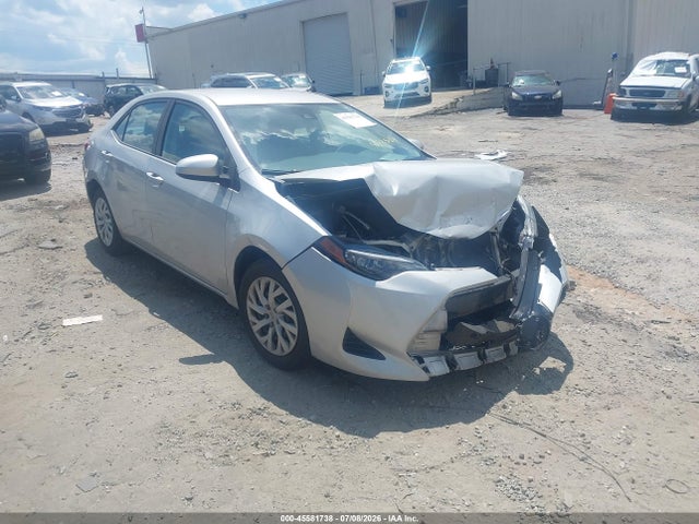 Продажа на аукционе авто 2018 Toyota Corolla Le, vin: 5YFBURHE6JP852524, номер лота: 45581738