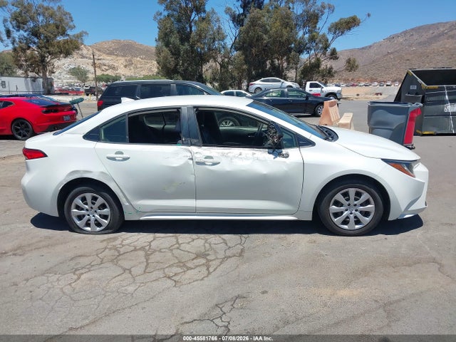 JTDEPRAE4LJ050012 Toyota COROLLA LE