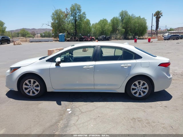 JTDEPRAE4LJ050012 Toyota COROLLA LE