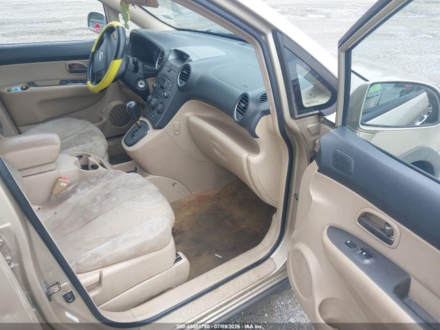 45581790 :رقم المزاد ، KNAFG526X77047815 vin ، 2007 Kia Rondo Ex V6 مزاد بيع