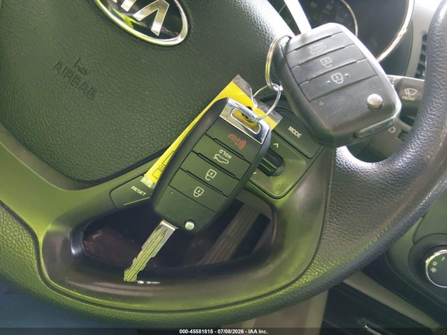 Продажа на аукционе авто 2016 Kia Forte Lx, vin: KNAFK4A67G5559022, номер лота: 45581815