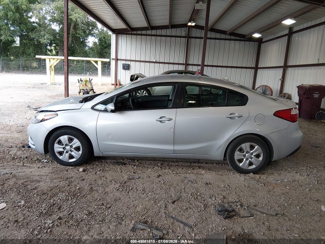Продажа на аукционе авто 2016 Kia Forte Lx, vin: KNAFK4A67G5559022, номер лота: 45581815
