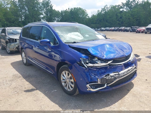 45581869 :رقم المزاد ، 2C4RC1BG1KR593097 vin ، 2019 Chrysler Pacifica Touring L مزاد بيع