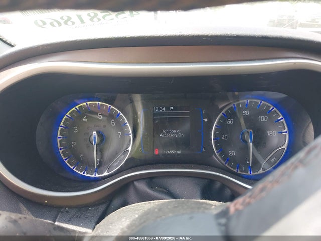 Продаж на аукціоні авто 2019 Chrysler Pacifica Touring L, vin: 2C4RC1BG1KR593097, номер лоту: 45581869