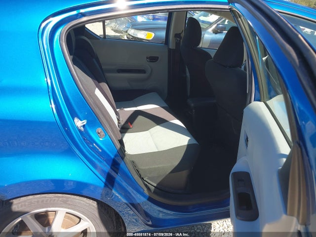 Toyota Prius C Three 2014 JTDKDTB38E1059952 Image 19