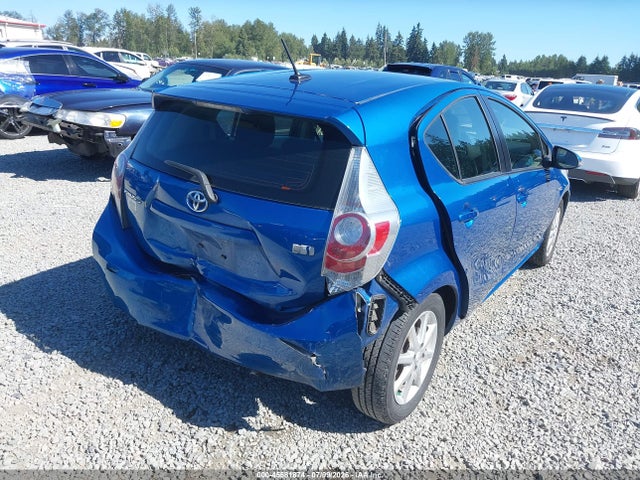 Toyota Prius C Three 2014 JTDKDTB38E1059952 Image 4