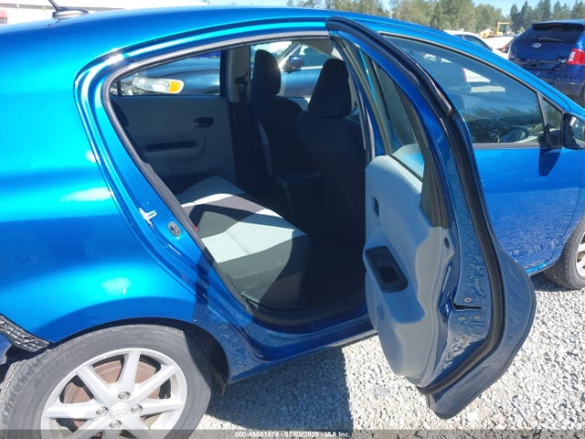 Toyota Prius C Three 2014 JTDKDTB38E1059952 Image 8
