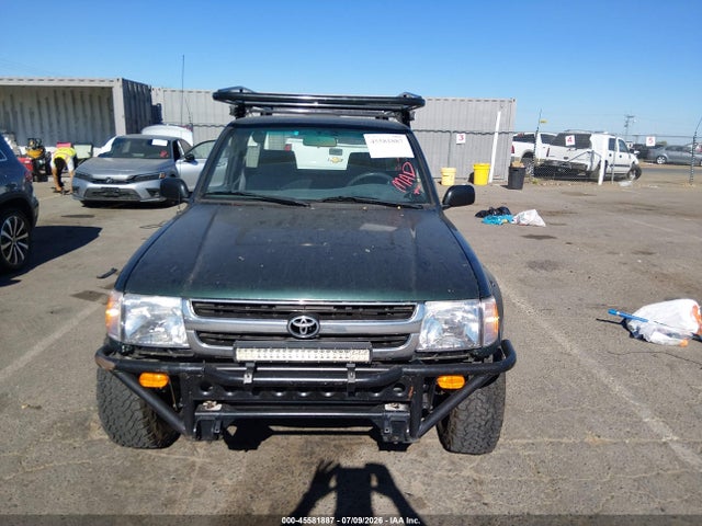 45581887 :رقم المزاد ، 4TANL42N8XZ539500 vin ، 1999 Toyota Tacoma مزاد بيع