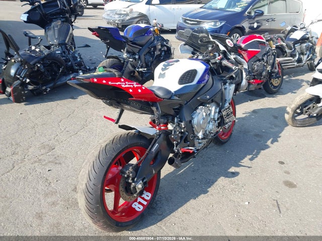 Yamaha Yzfr1s 2016 JYARN42E9GA000510 Image 12