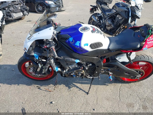 Yamaha Yzfr1s 2016 JYARN42E9GA000510 Image 9