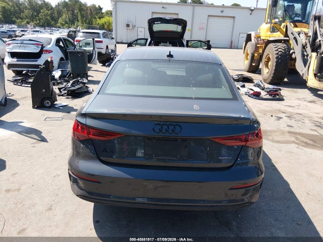 2024 Audi A3 Premium 40 Tfsi Quattro S Tronic მანქანა იყიდება აუქციონზე, vin: WAUGUDGYXRA127977, აუქციონის ნომერი: 45581917