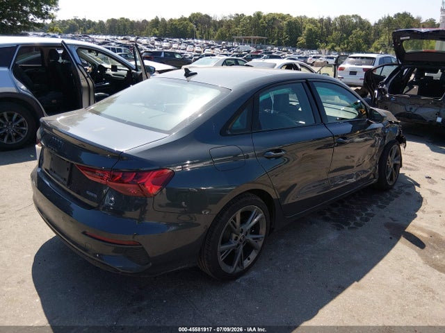 2024 Audi A3 Premium 40 Tfsi Quattro S Tronic მანქანა იყიდება აუქციონზე, vin: WAUGUDGYXRA127977, აუქციონის ნომერი: 45581917