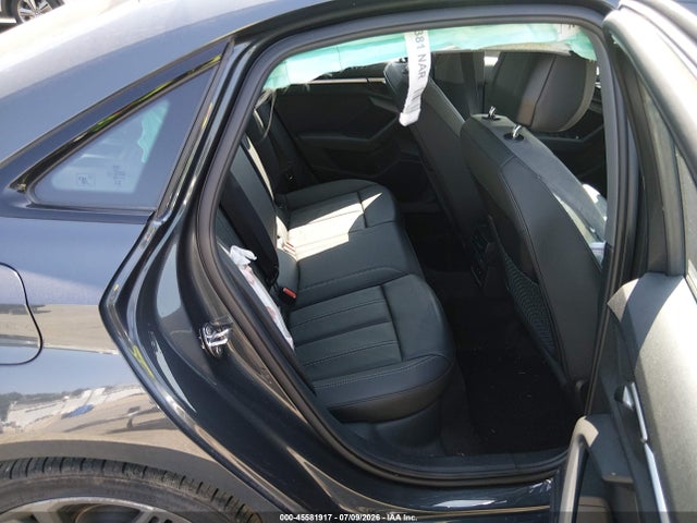 2024 Audi A3 Premium 40 Tfsi Quattro S Tronic მანქანა იყიდება აუქციონზე, vin: WAUGUDGYXRA127977, აუქციონის ნომერი: 45581917