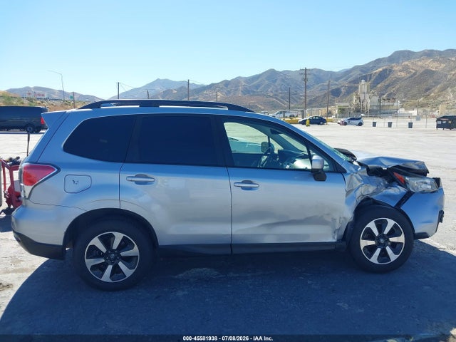 Subaru Forester 2.5i Premium 2017 JF2SJAGC2HH494050 Image 13