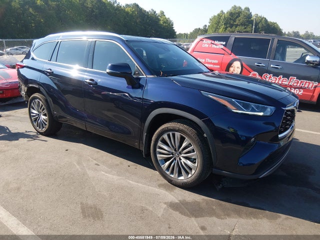 Продажа на аукционе авто 2022 Toyota Highlander Platinum, vin: 5TDFZRAH7NS142424, номер лота: 45581949