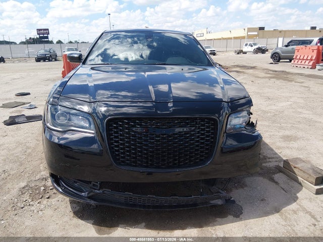 2C3CCABG5PH599766 Chrysler 300 300s