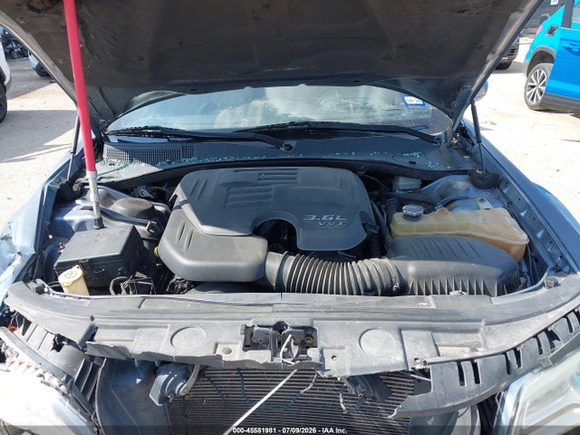 45581981 :رقم المزاد ، 2C3CA4CG1BH549137 vin ، 2011 Chrysler 300 مزاد بيع