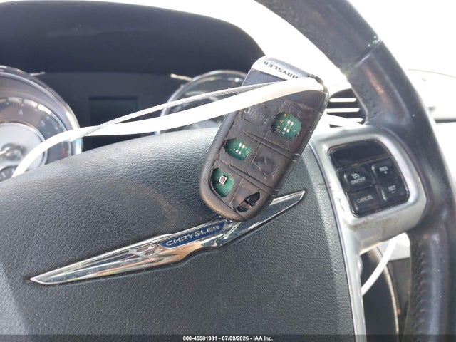 45581981 :رقم المزاد ، 2C3CA4CG1BH549137 vin ، 2011 Chrysler 300 مزاد بيع