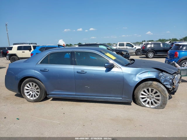45581981 :رقم المزاد ، 2C3CA4CG1BH549137 vin ، 2011 Chrysler 300 مزاد بيع