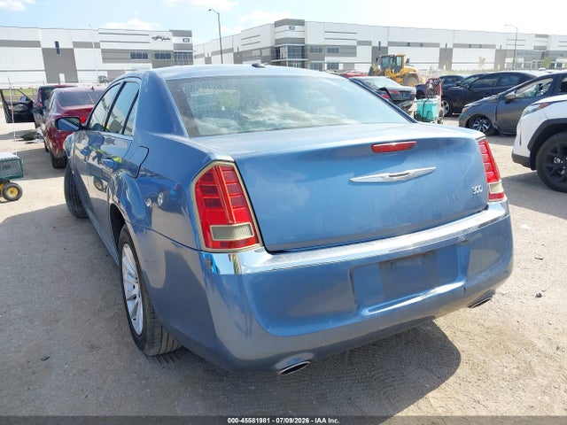 45581981 :رقم المزاد ، 2C3CA4CG1BH549137 vin ، 2011 Chrysler 300 مزاد بيع