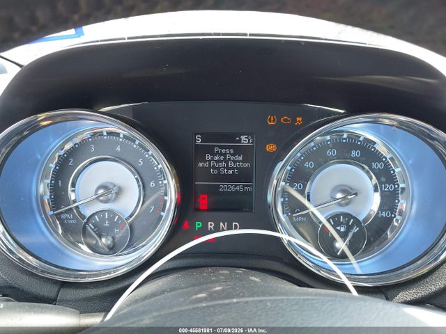 45581981 :رقم المزاد ، 2C3CA4CG1BH549137 vin ، 2011 Chrysler 300 مزاد بيع