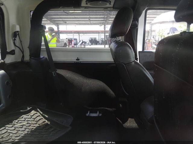 45582001 :رقم المزاد ، 1J4GA7D16BL577201 vin ، 2011 Jeep Wrangler 70th Anniversary مزاد بيع