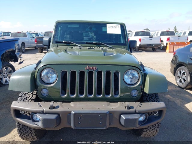 1C4AJWBG2GL282018 Jeep Wrangler 75th Anniversary